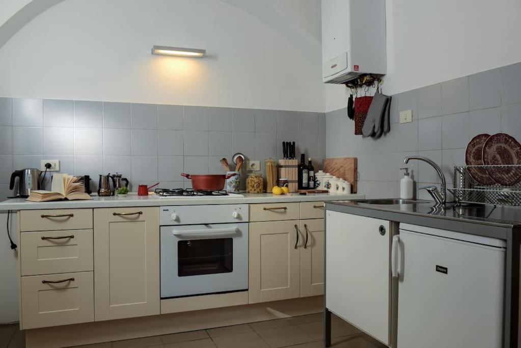 Cozy Apartment With Private Garden - City Center - 피렌체 외부 사진