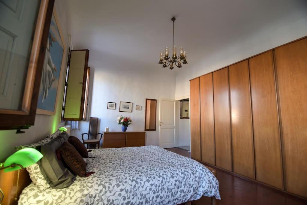 Cozy Apartment With Private Garden - City Center - 피렌체 외부 사진